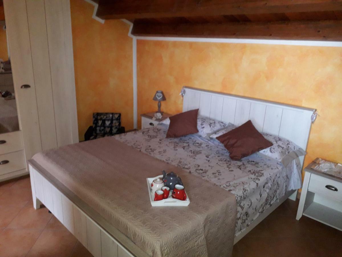 A Villa Manghisi Petracca Eksteriør billede